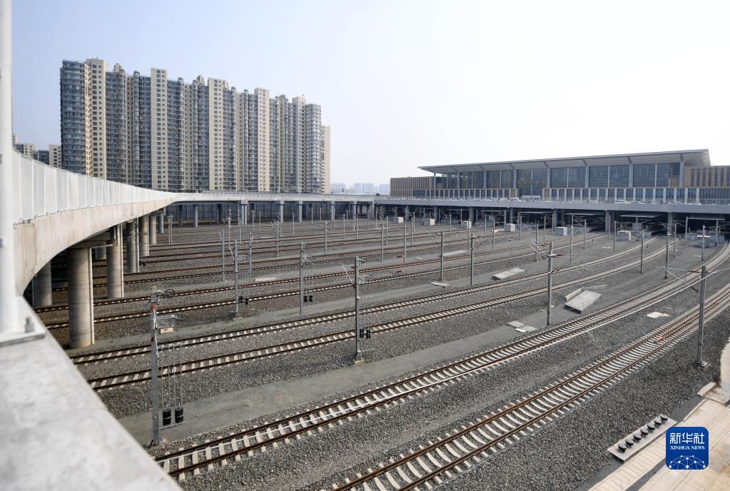 新华全媒丨探访北京丰台站
