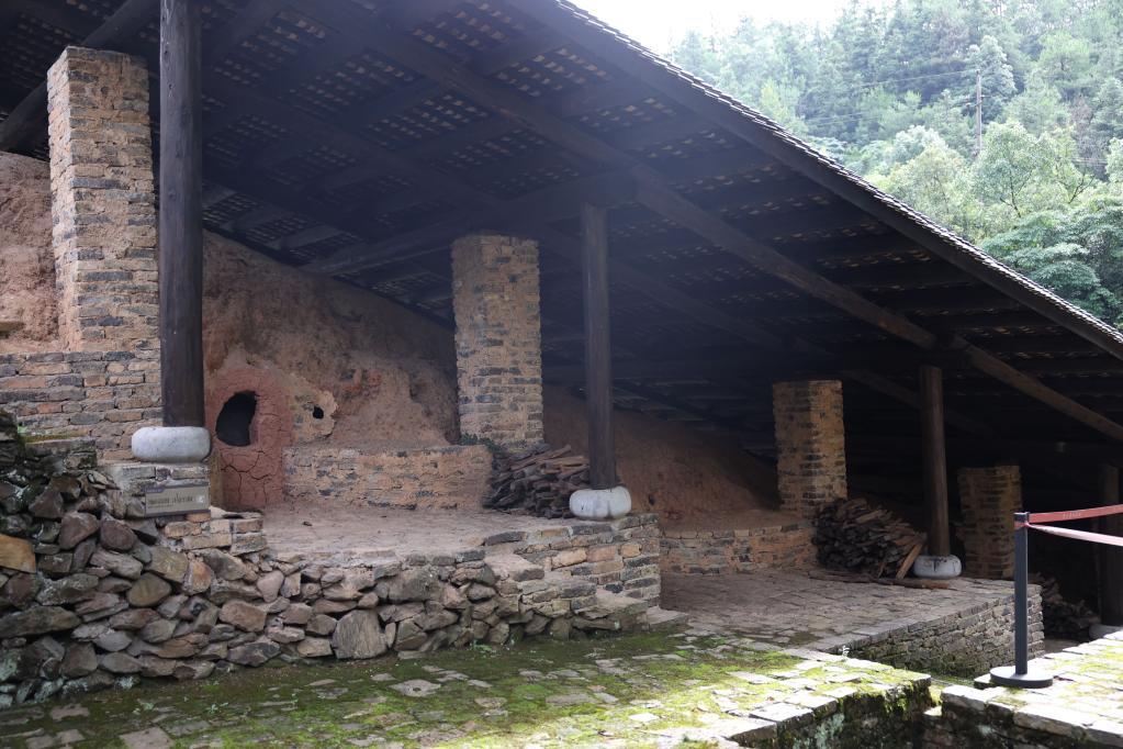 醴陵市沩山镇沩山村的醴陵窑遗址.