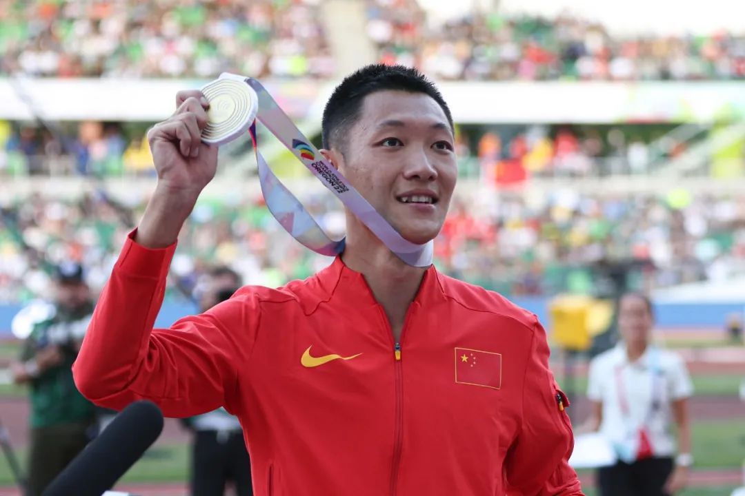 综合新民晚报,中国新闻网监制/徐冰  主编/杜显翰总台记者/杨威 刘旭