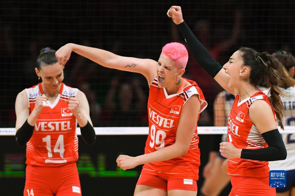 世界女排联赛土耳其队晋级半决赛