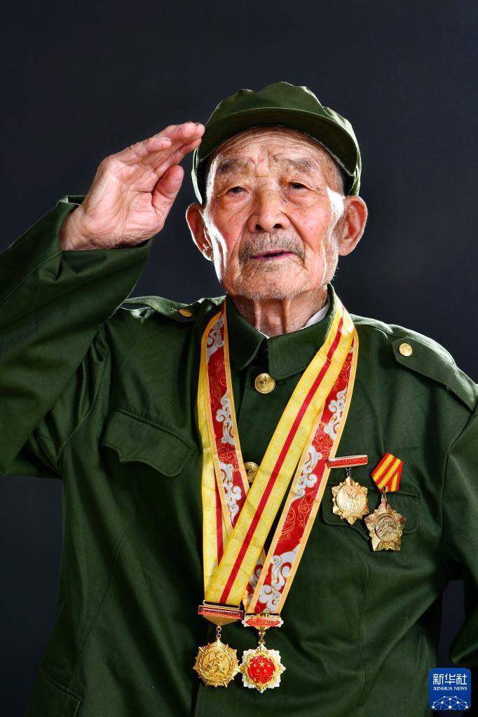 浴血荣光丨致敬抗战老战士郑玉合