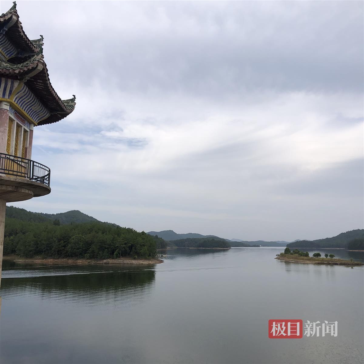 了不起的尾斗湖倾力灌溉三县8乡农田尾斗湖里仍有半湖水