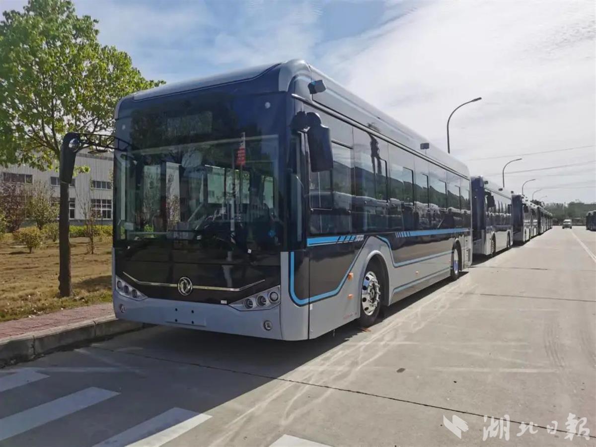 刷新武汉公交颜值550辆东风天翼纯电动公交车10月上路