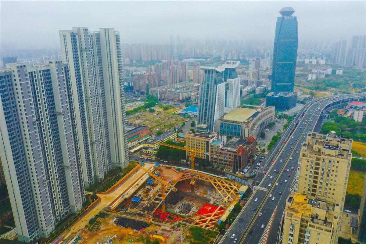 武汉洪山最大旧城改造项目加紧建设