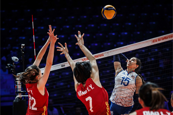 全力备战巴黎奥运会丨中国女排30胜波多黎各女排取得世锦赛第二阶段
