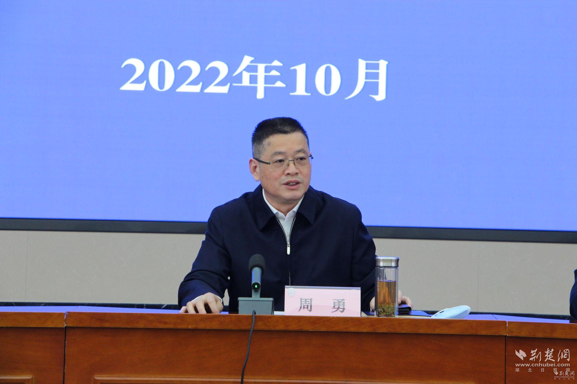 护航青少年健康成长省司法厅八名法治副校长正式上岗