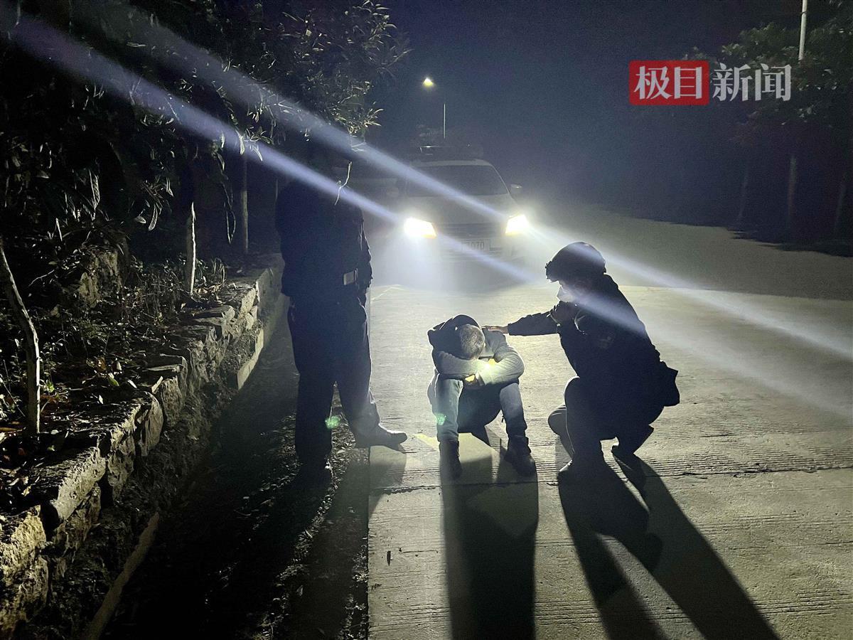 外地男子醉酒酣睡路边，幸遇保康民警及时救助-荆楚网-湖北日报网