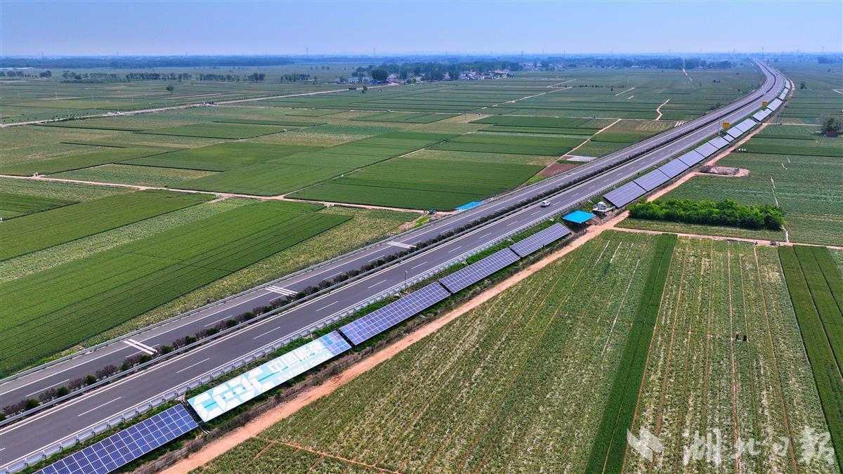 未来3年至5年,枣菏高速示范项目实现能源管理与智慧交通深度融合后,将