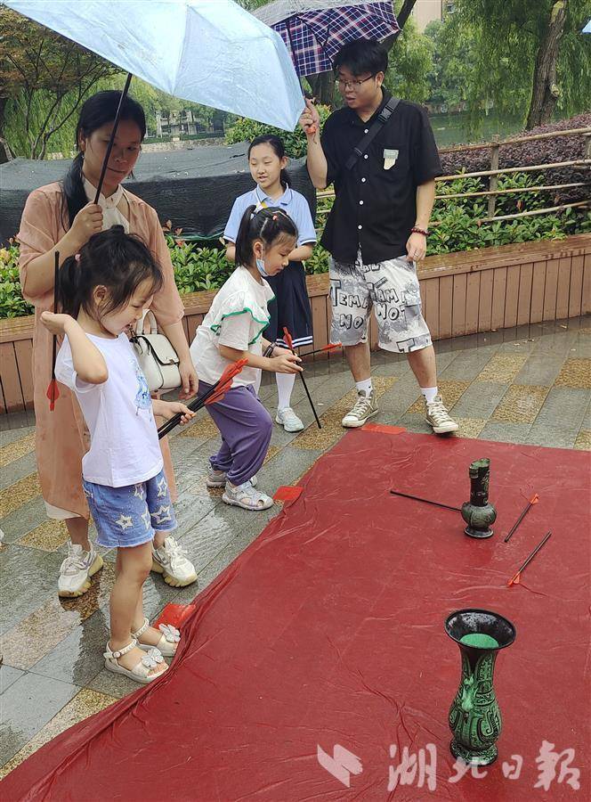 射五毒非遺竹編艾草小船投壺做香囊解鎖傳統端午新玩法