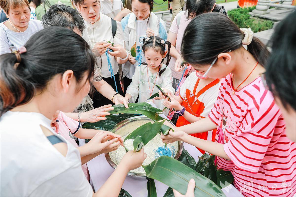 端午佳节,东湖听涛开展忆屈原传统民俗活动