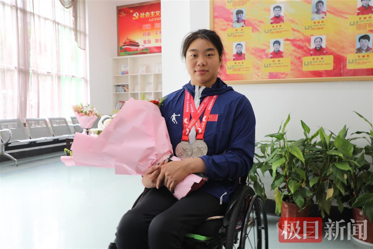 竹山残疾女孩全国体育赛事勇夺两银荣誉背后是自强自立