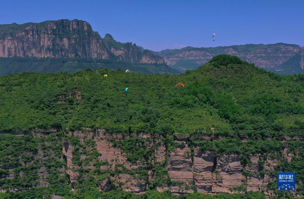 太行山上追梦蓝天