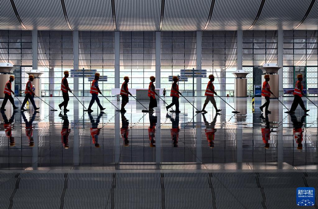 新华全媒丨探访国内首条跨海高铁全线施工难度最大车站