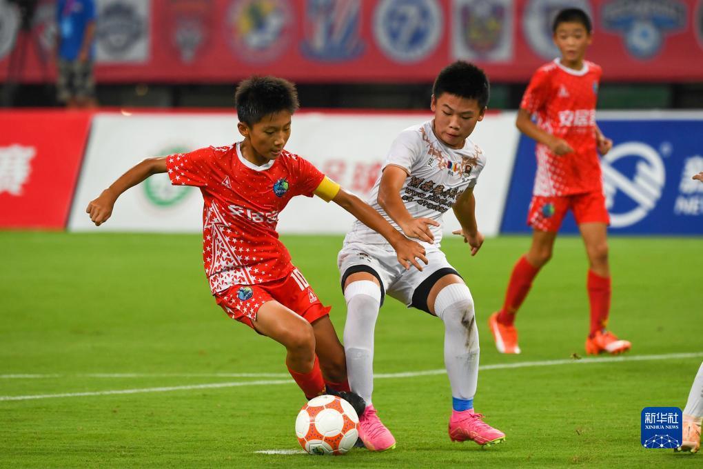 第三届小学生足球大会u12总决赛中国足球小将队夺冠