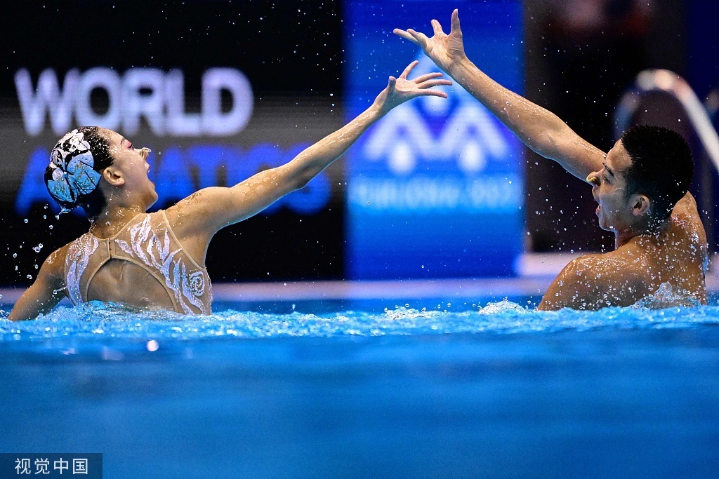水上芭蕾集体项目有了男选手他还收获两金一铜