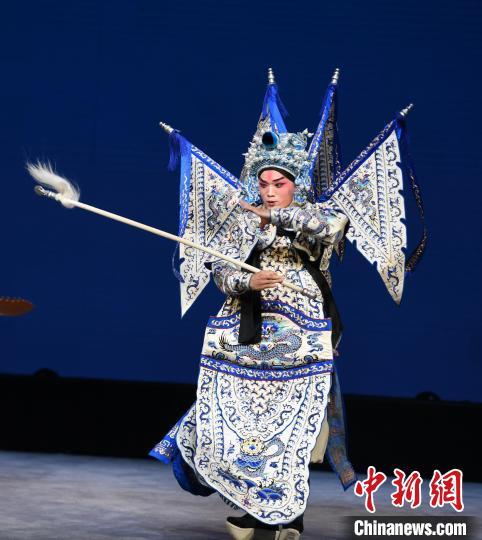 福建京剧院经典武戏界牌关传承上演