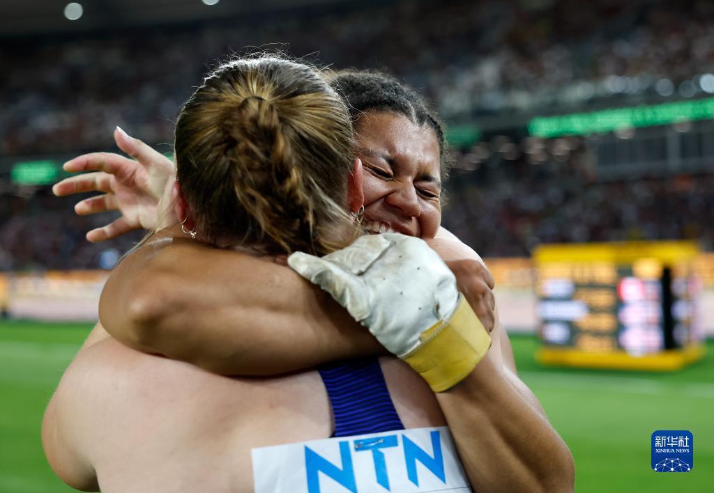 田径世锦赛女子链球决赛赛况