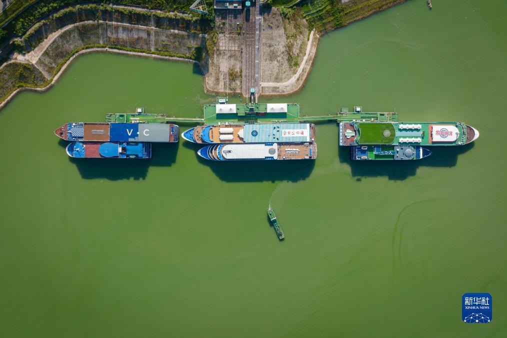 高质量发展调研行丨湖北宜昌绿色岸电护一江清水