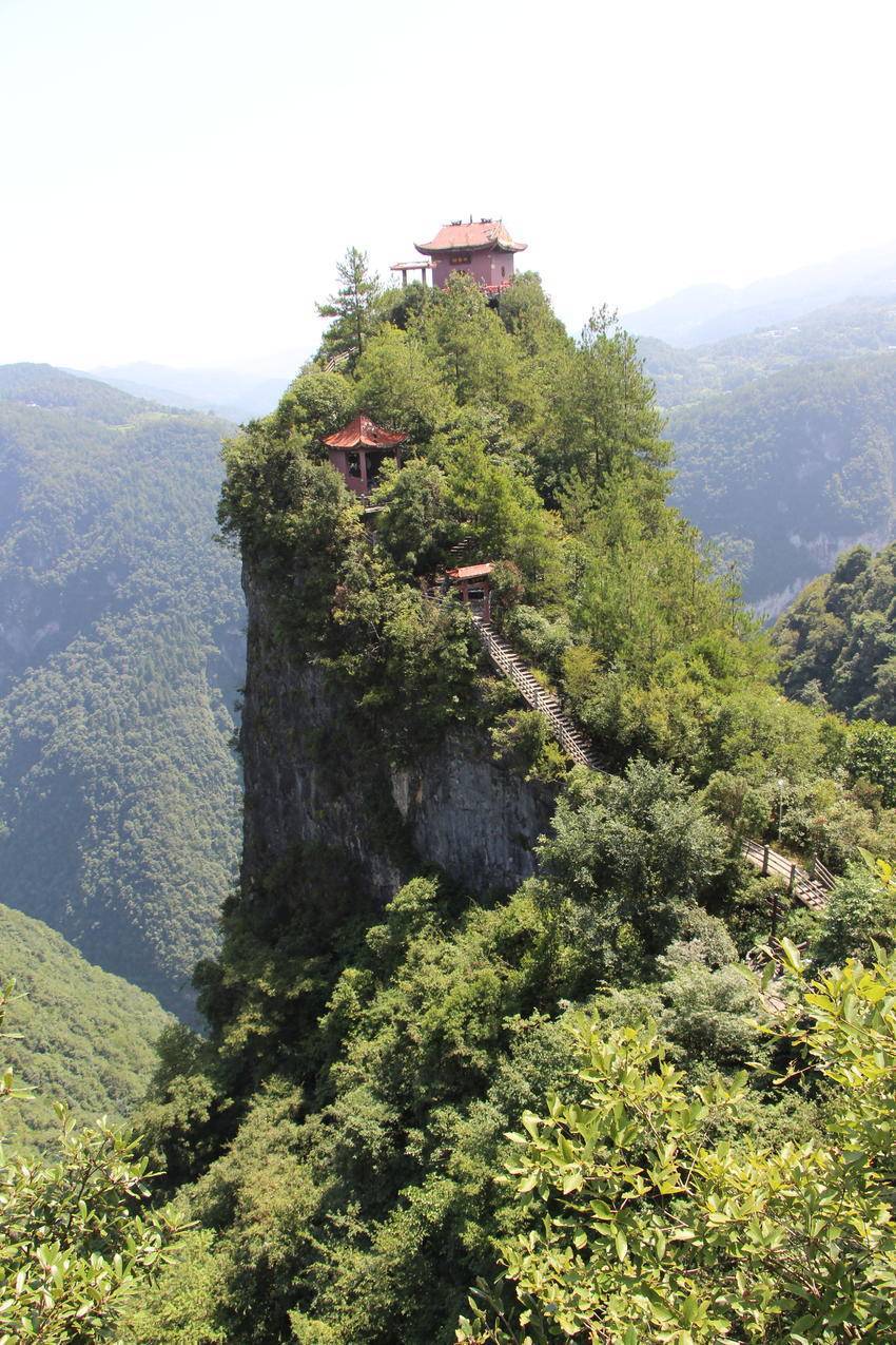 云梦看巴东长江三峡的香格里拉秘境巴人河