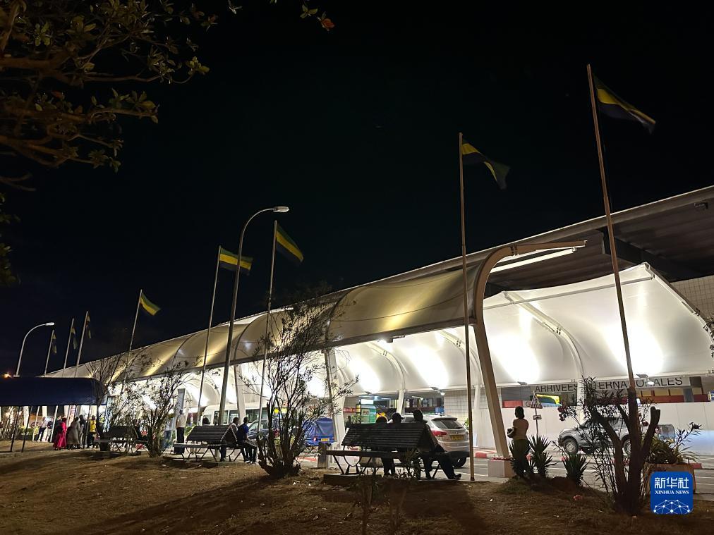 重开边境后的加蓬利伯维尔国际机场