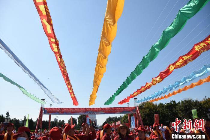 2023海峡两岸周易文化论坛开幕