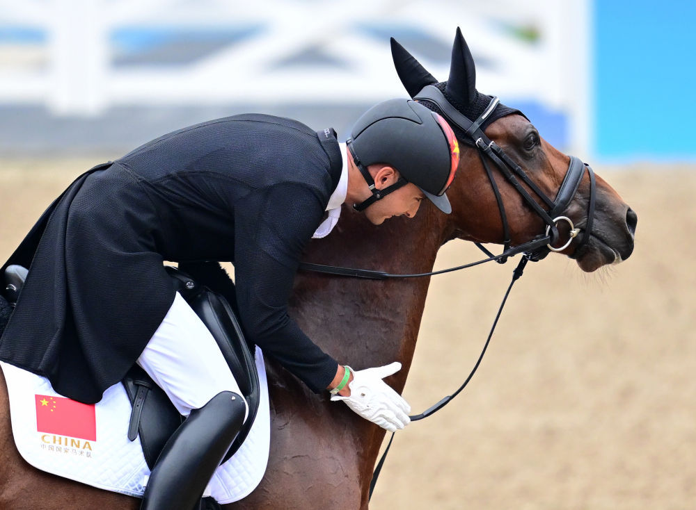 杭州亚运会丨中国选手华天亮相亚运马术赛场