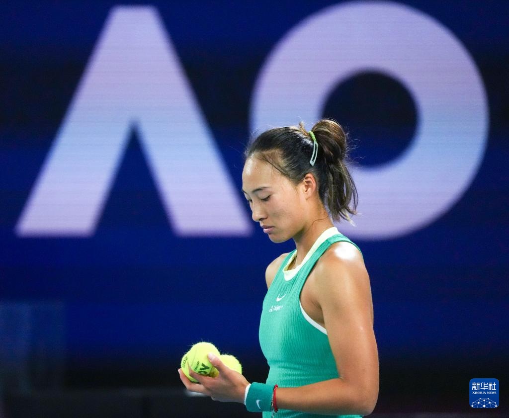网球澳网女单郑钦文获得亚军