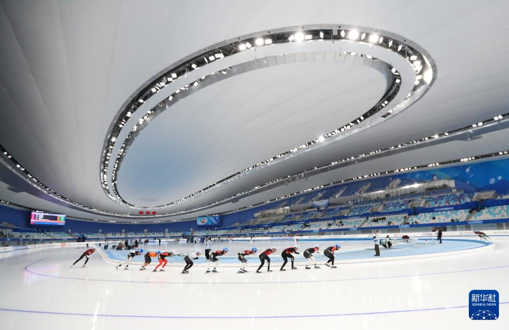 速度滑冰全国冠军赛男子集体出发赛况