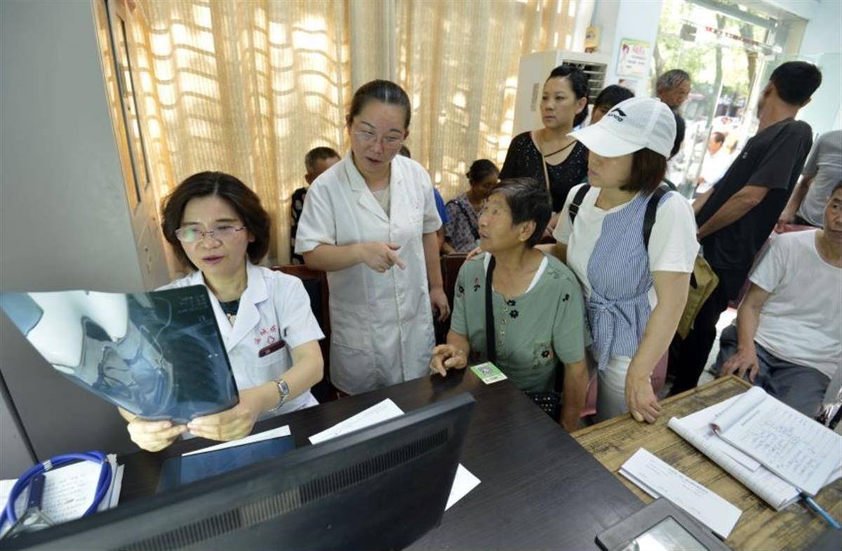 14年坚守周六之约武汉医生下乡义诊救治数千人