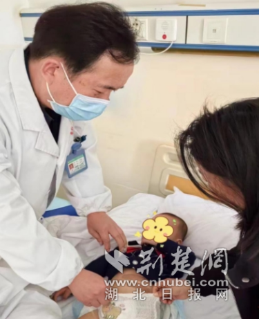 紧密型上下联动打通就医新格局安陆市中医医院开展首例腹腔镜腹股沟疝