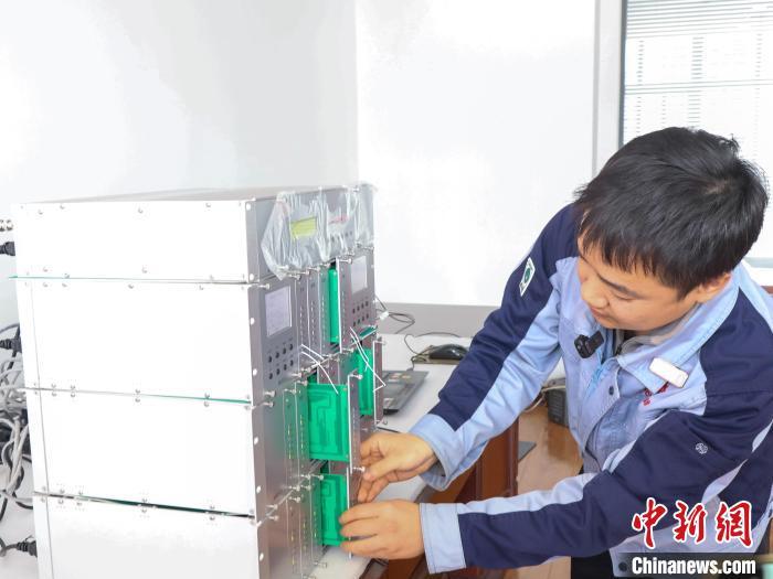 "烟台造"时钟系统为墨西哥轻轨线路"报时"