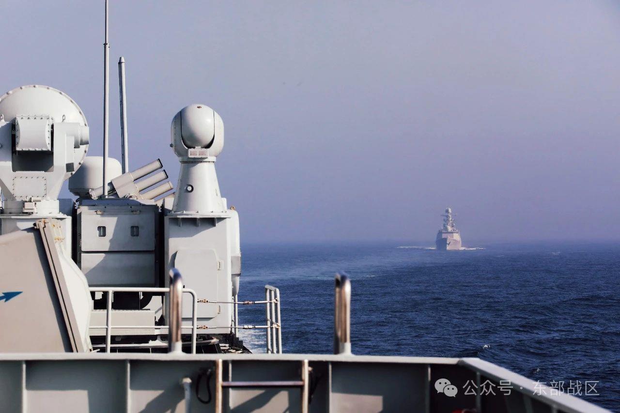 想看海军实战点这里东部战区海军东海训练燃爆海疆