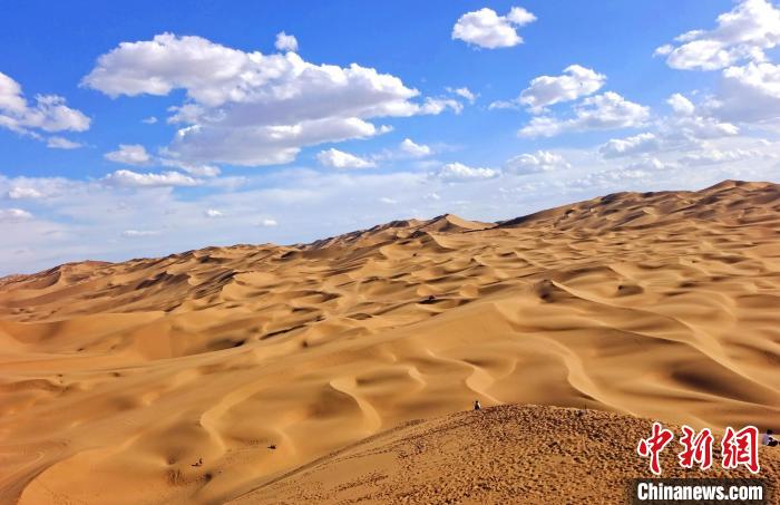 清明小长假新疆沙漠游火热