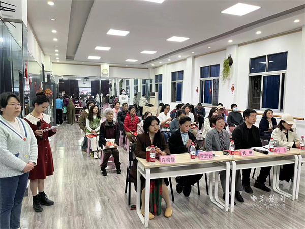 黄鹤楼街道益青春夜校开班点亮居民美好生活