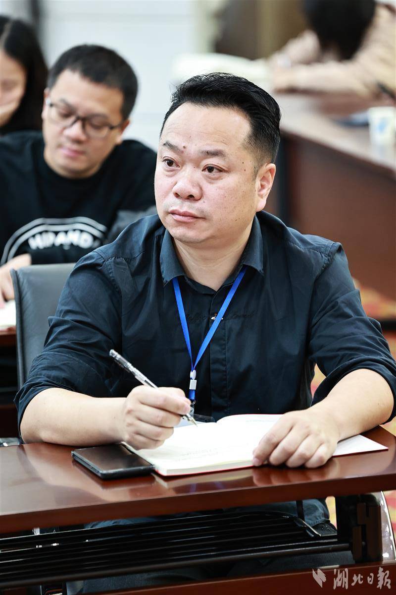湖报集团第27期实训营开课 160多名学员春绽四月芳菲-荆楚网-湖北日报