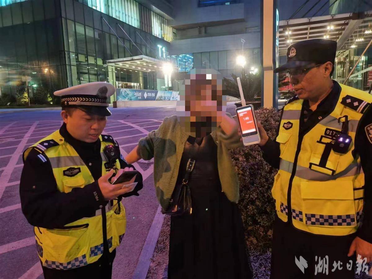 一季度武汉交警查处酒醉驾违法4232起