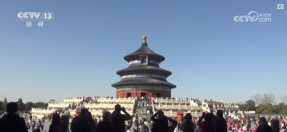 热门景区"挤"满外国游客 小众乡村,高科技景点成"打卡"新选项