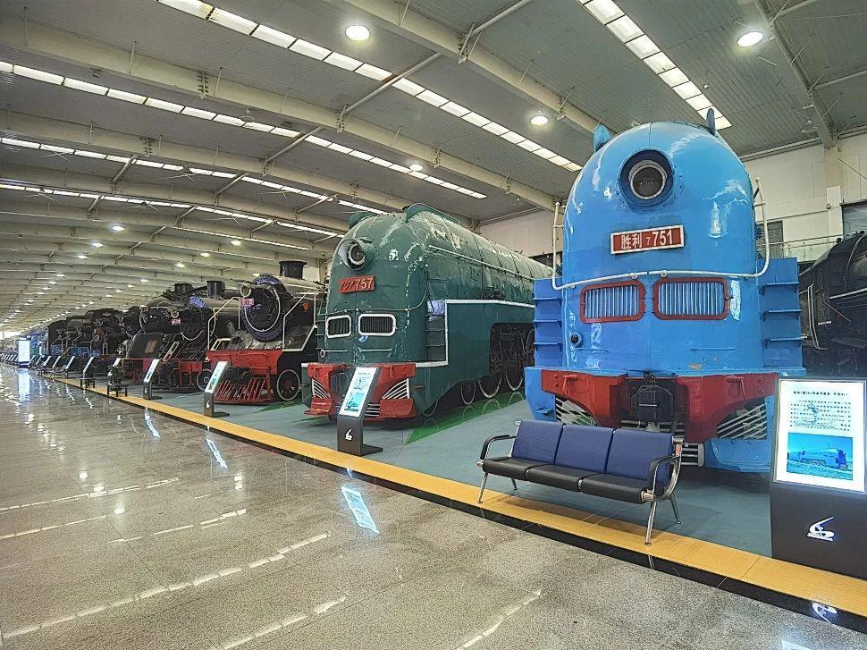 超壮观的蒸汽机车群欢迎到东北打卡