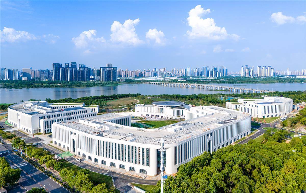 武汉科技大学新任书记图片