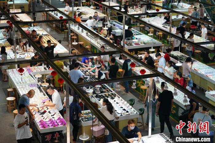 中缅边境口岸城市瑞丽携手云南省广东商会打造"粤商产业园"平台