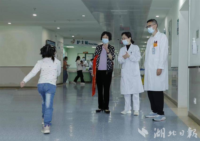 武汉儿童精准诊疗"无力"罕见病