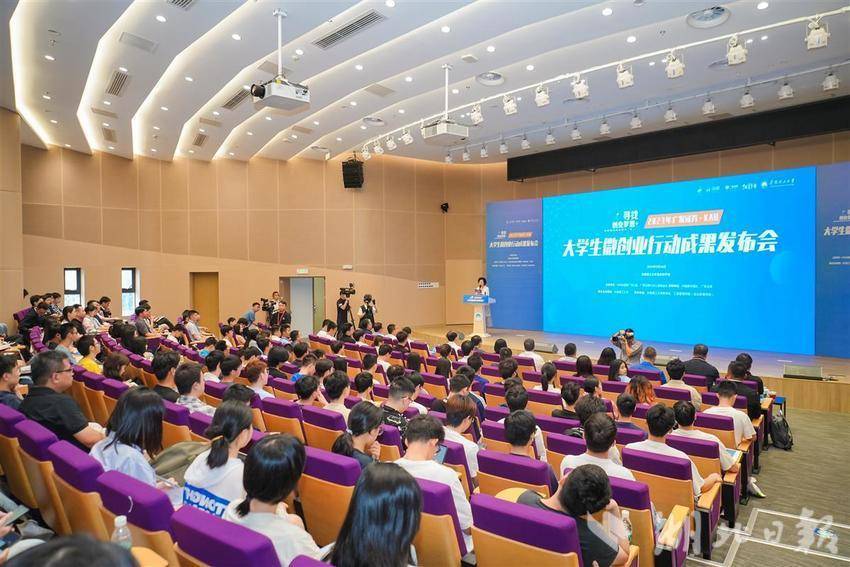 武昌理工学院学子创业项目入选