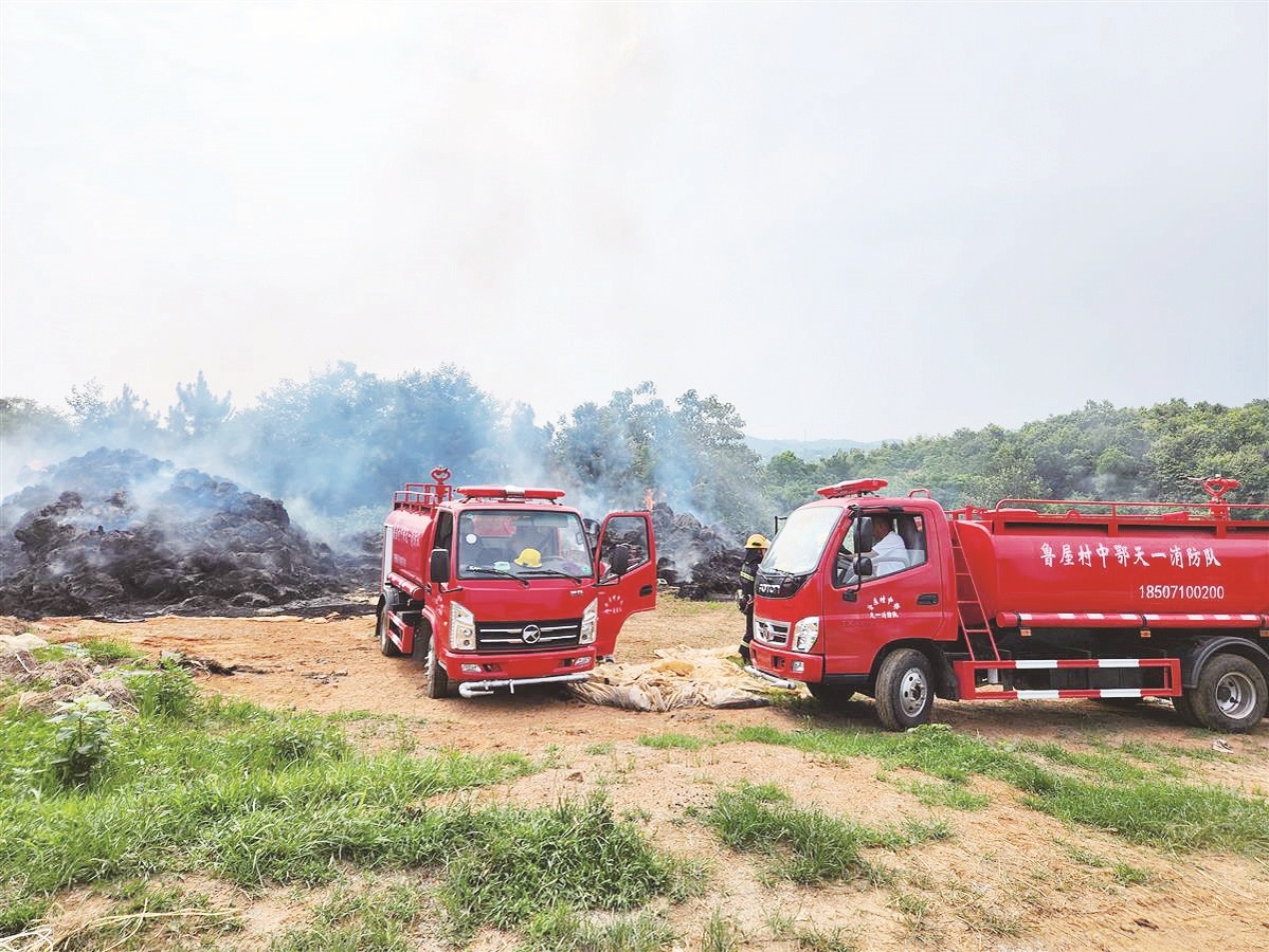 义务消防队 通讯员供图楚天都市报极目新闻讯(记者董淑健 通讯员方俊