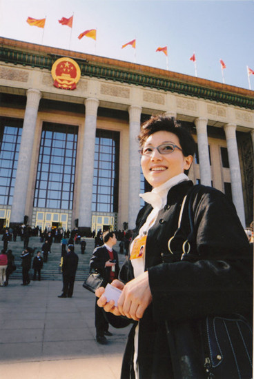 [特·丽人]全国人大代表杨俊:戏曲"金花"勇立文化改革潮头