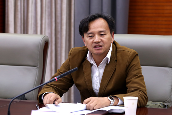 中国经济网湖北频道:依法管网的关键是要依法治谣