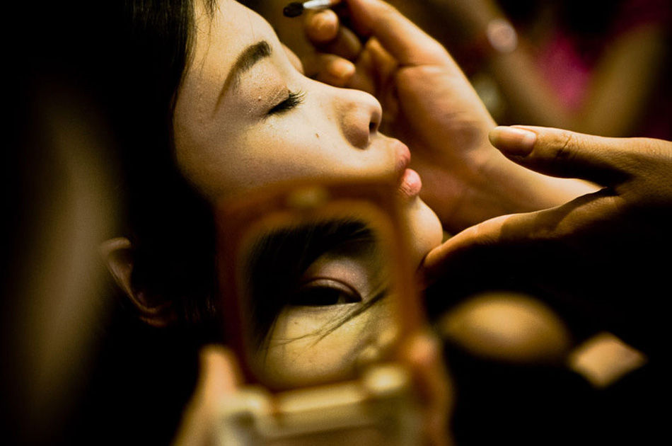 柬埔寨的色情业:少女被母亲出售童贞(组图)