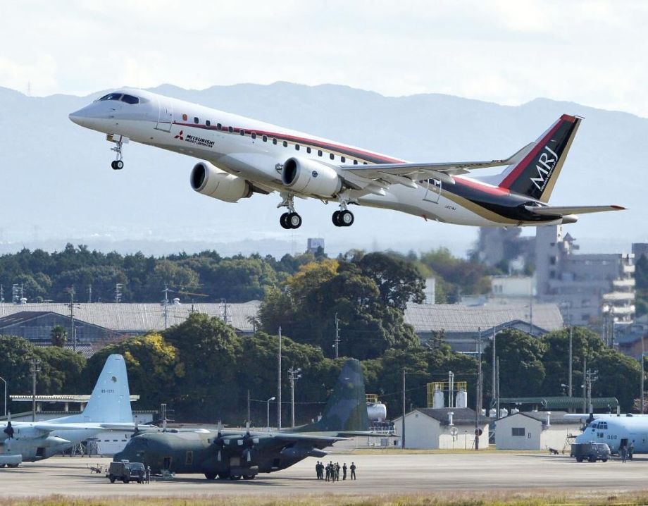 由日本三菱飛機公司研發的日本首款國產噴氣式支線客機