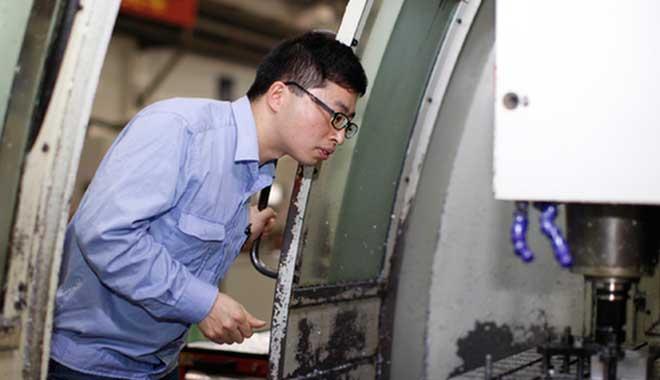 80后"国防匠人"陈闰祥:"数控编程达人"养成记