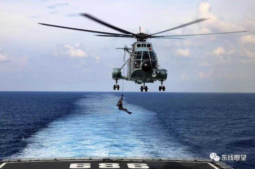 解放军海陆空三支特战精英部队亮相