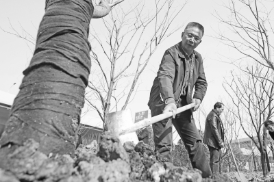 武汉一干部节省财政资金逾亿元 称要有"匠人"精神